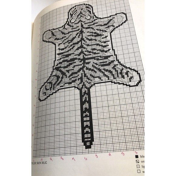 Miniature Needlepoint Rugs for Dollhouses : Charted for Easy Use by Susan... - Picture 7 of 10